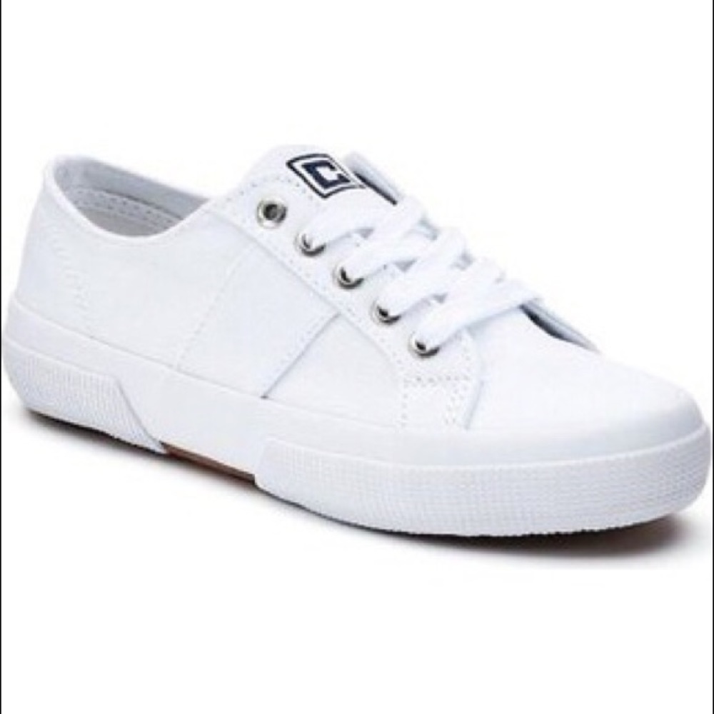 🌸Chaps white canvas shoes